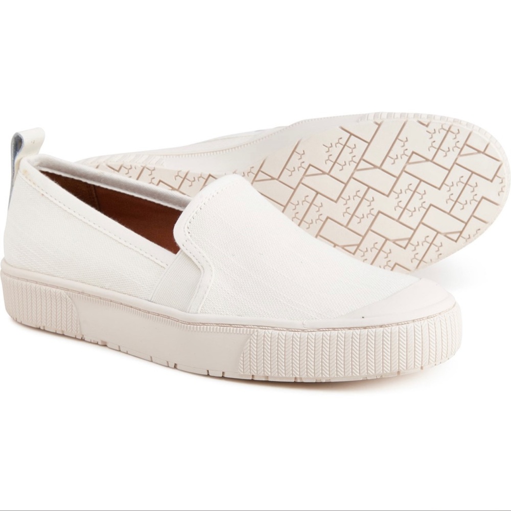 ZODIAC Women's Ciara Sneaker Size 7.5 New In Box